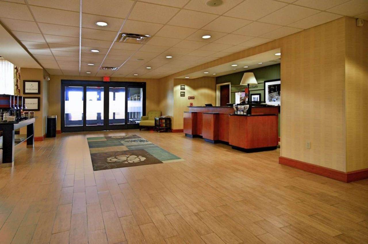 Hampton Inn And Suites New Iberia Esterno foto